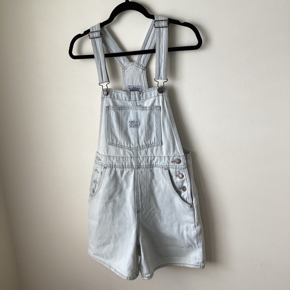 LEVI’S Vintage Overall Shorts - Picture 5 of 11
